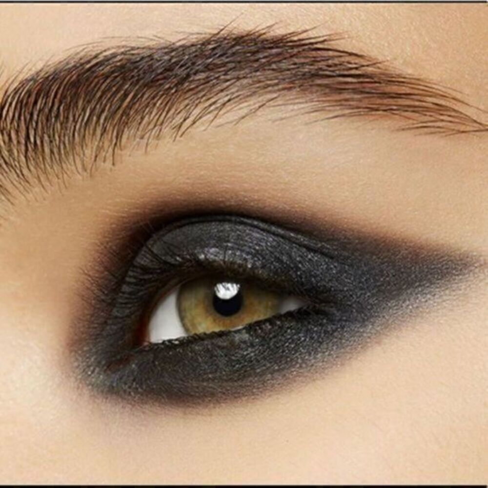 MAC DAZZLESHADOW -Illuminaughty